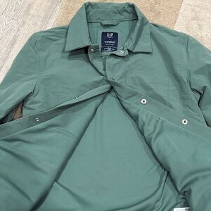 GAP Men's Sage Green Shirt Jacket